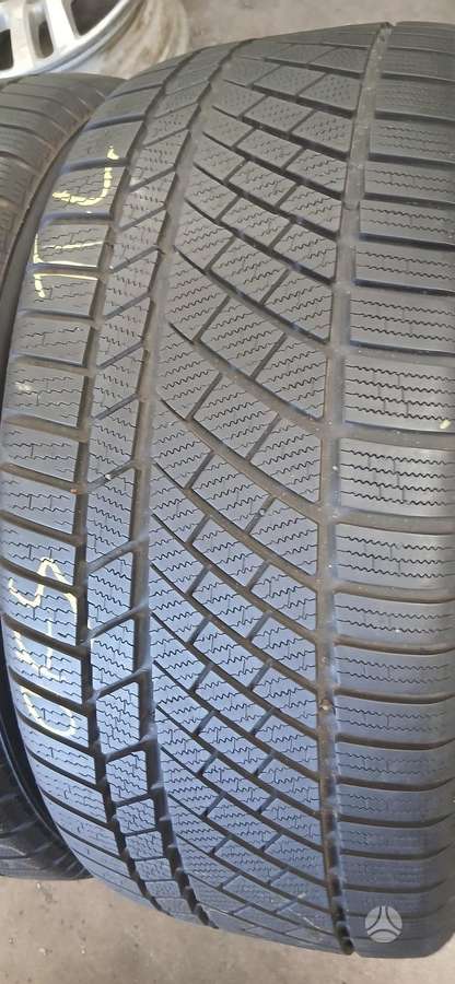 Continental, winter 255/40 R20