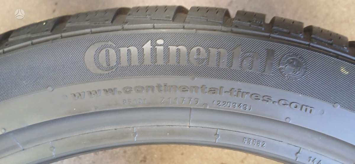 Continental, winter 255/40 R20