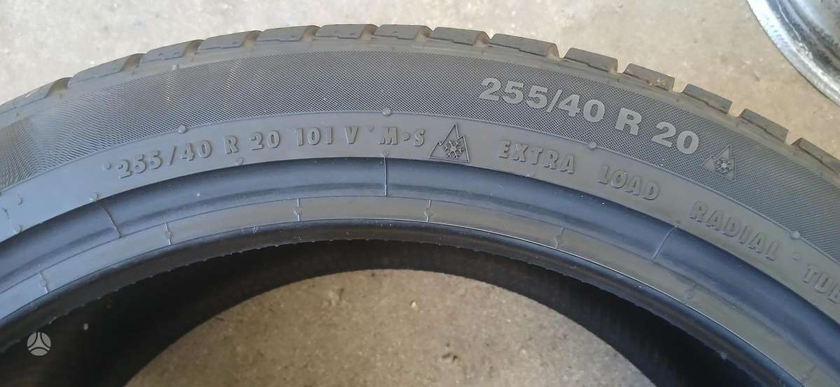 Continental, žieminės 255/40 R20