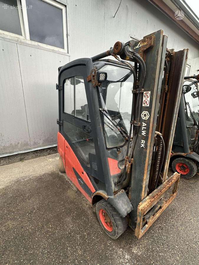 Linde H16T, šakiniai krautuvai