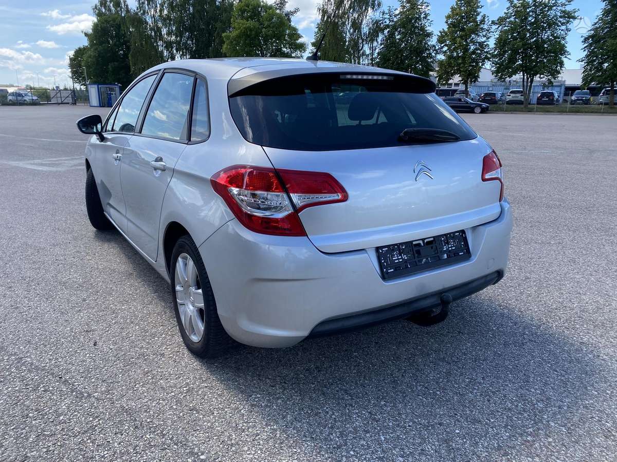 Citroen C4, 1.6 l., Хэтчбек