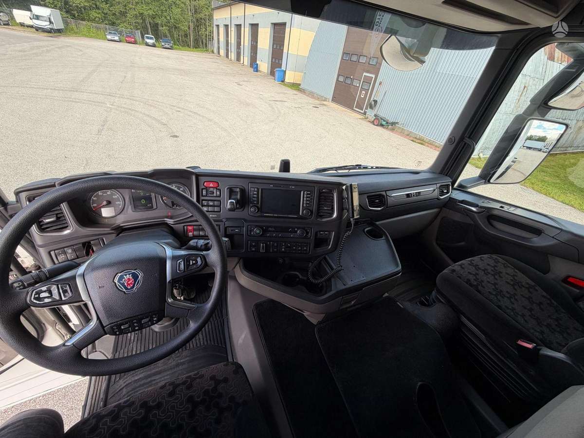 Scania R500, cab-chassis trucks