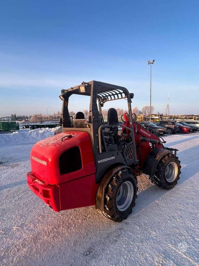 Weidemann 1370CX50, frontaliniai krautuvai