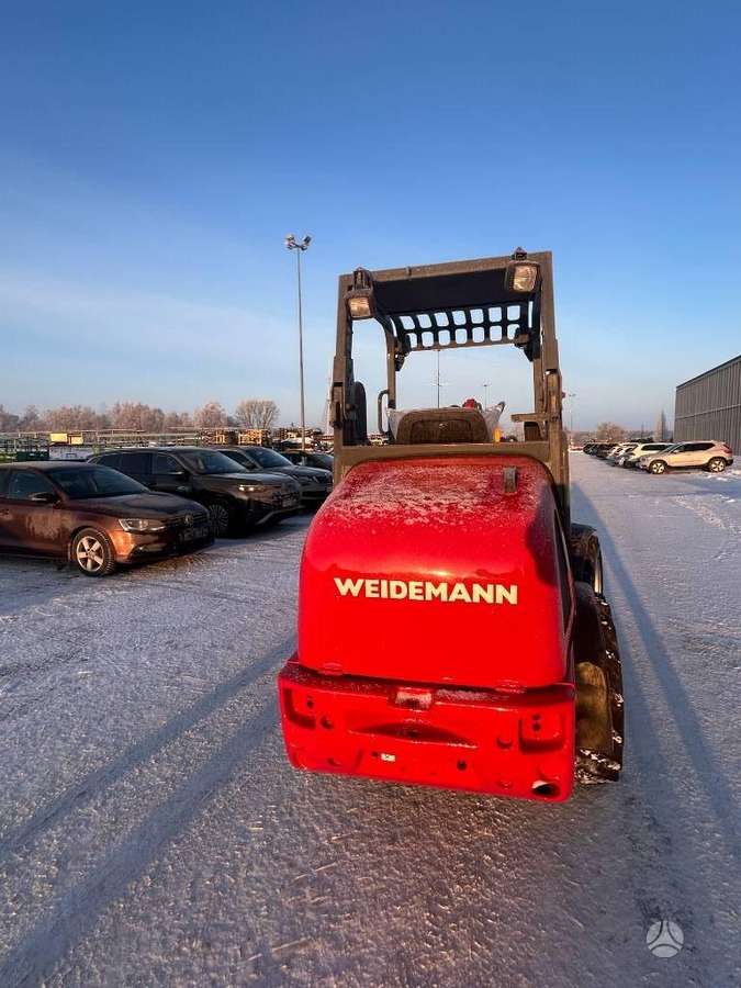 Weidemann 1370CX50, frontaliniai krautuvai