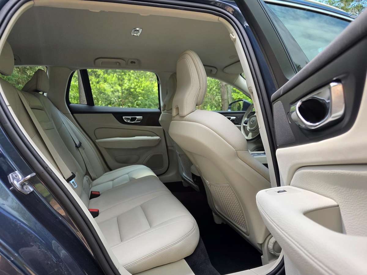 Volvo V60, 2.0 l., Универсал