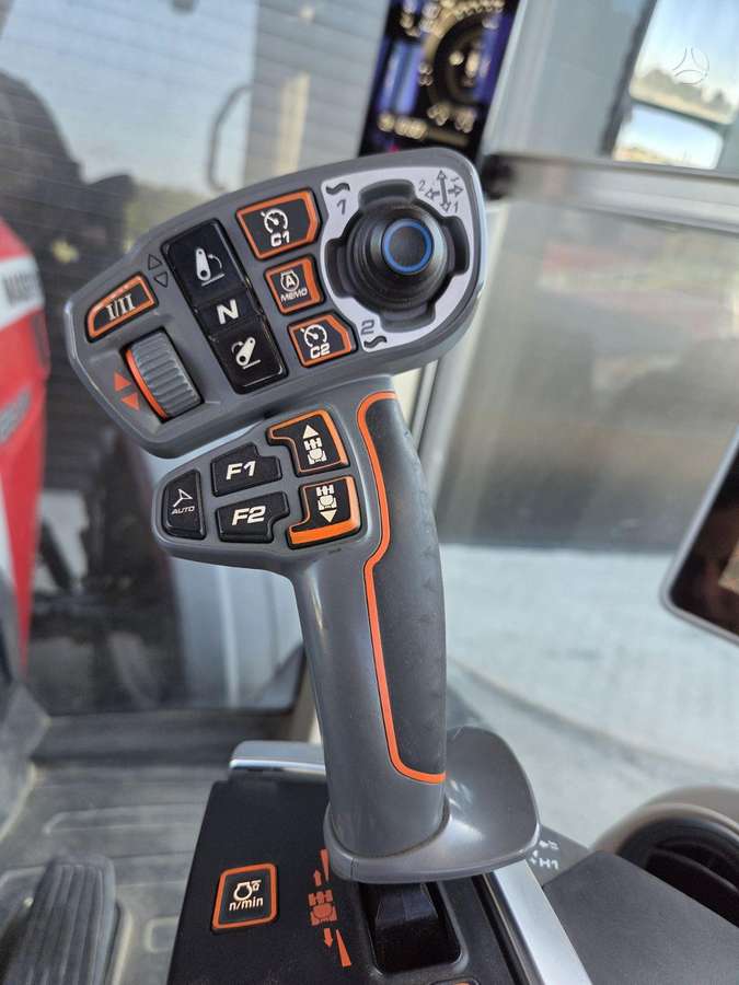 Massey Ferguson 8S.265, тракторы