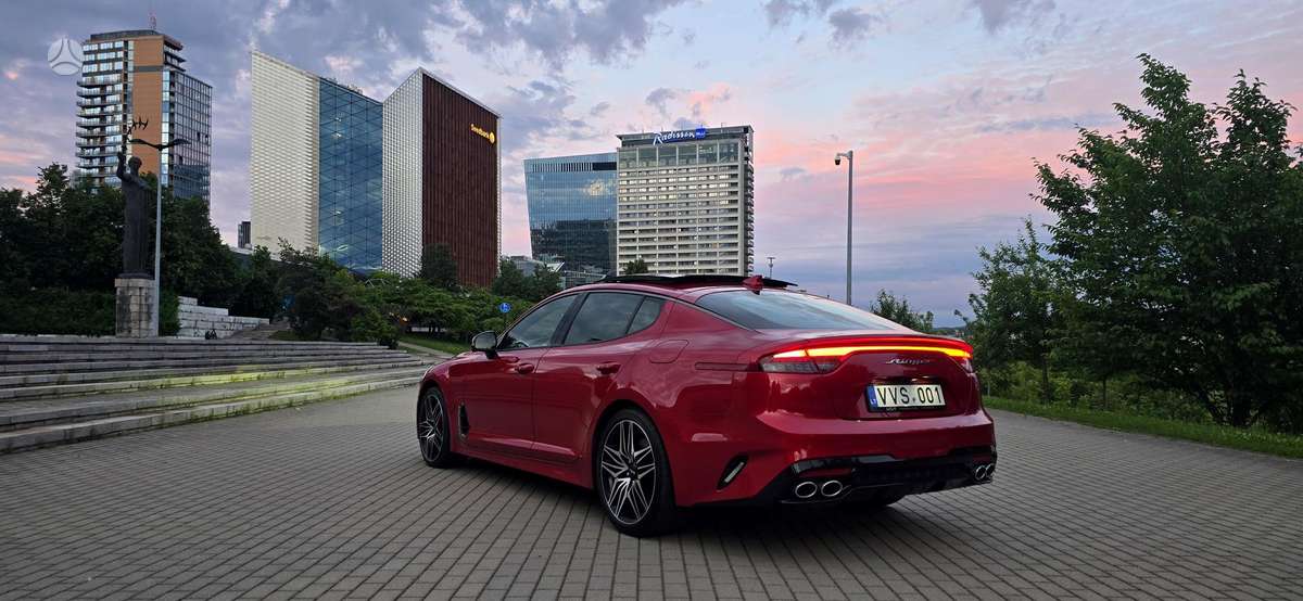Kia Stinger, 3.3 l., hatchback
