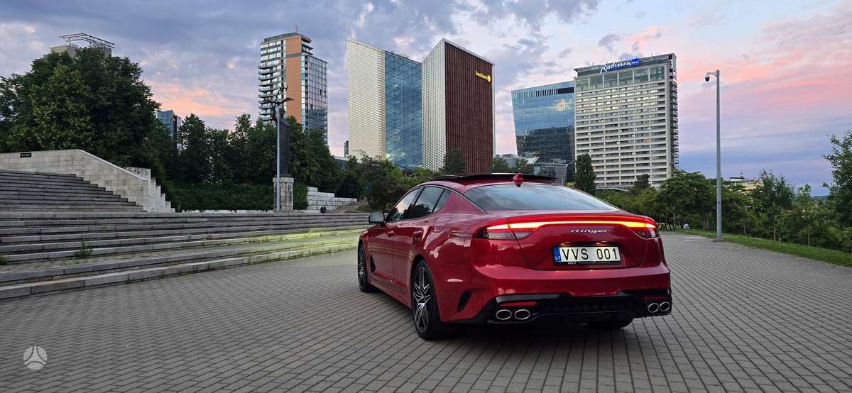 Kia Stinger, 3.3 l., Хэтчбек