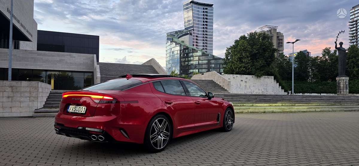 Kia Stinger, 3.3 l., hatchback