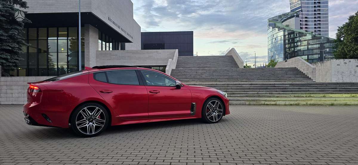 Kia Stinger, 3.3 l., hatchback