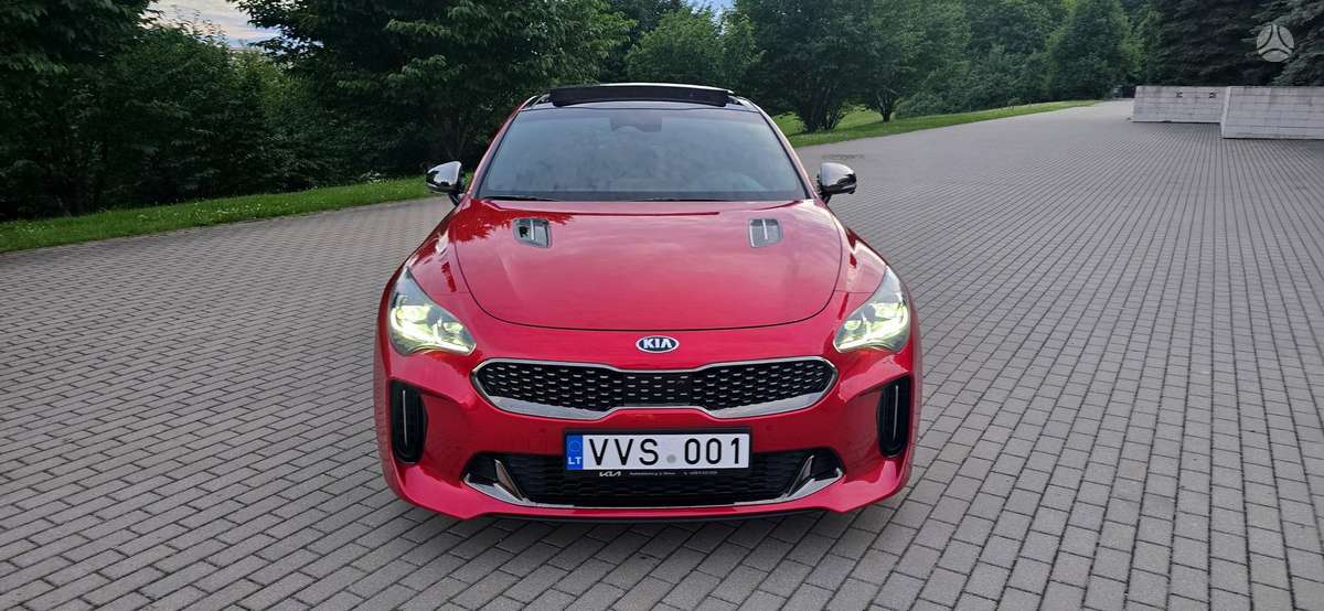 Kia Stinger, 3.3 l., hatchback
