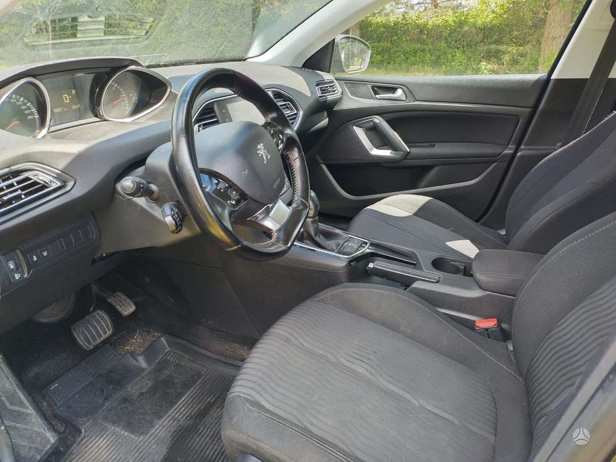 Peugeot 308 - 9