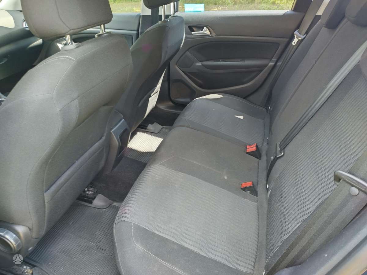 Peugeot 308 - 11