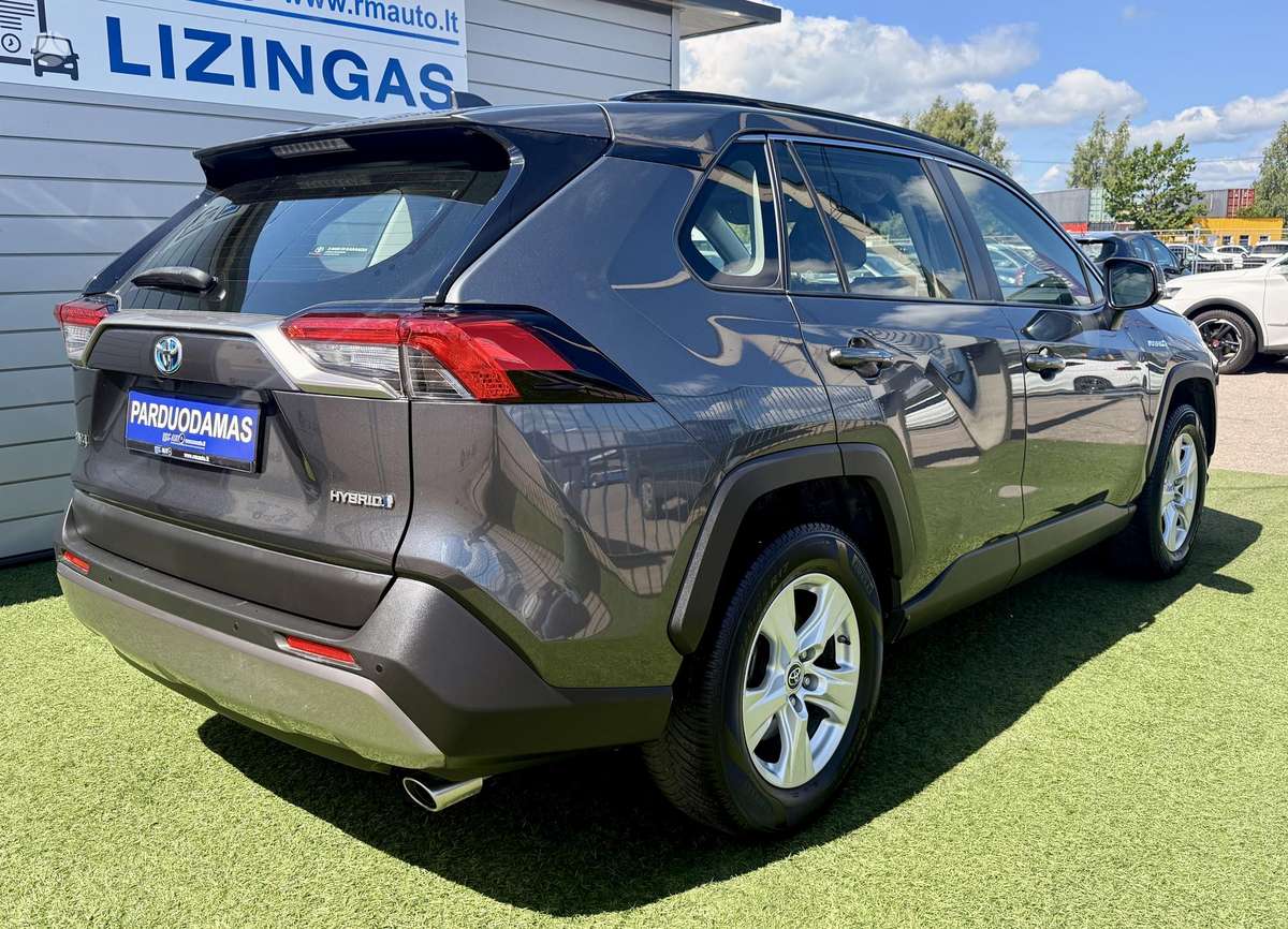Toyota RAV4 - 6