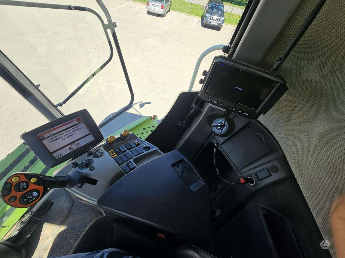 Claas LEXION 660, kombainai