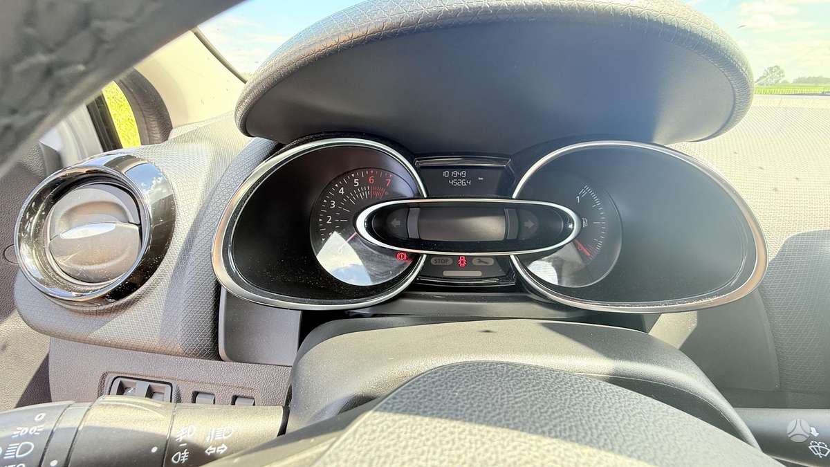 Renault Clio, 1.2 l., hatchback