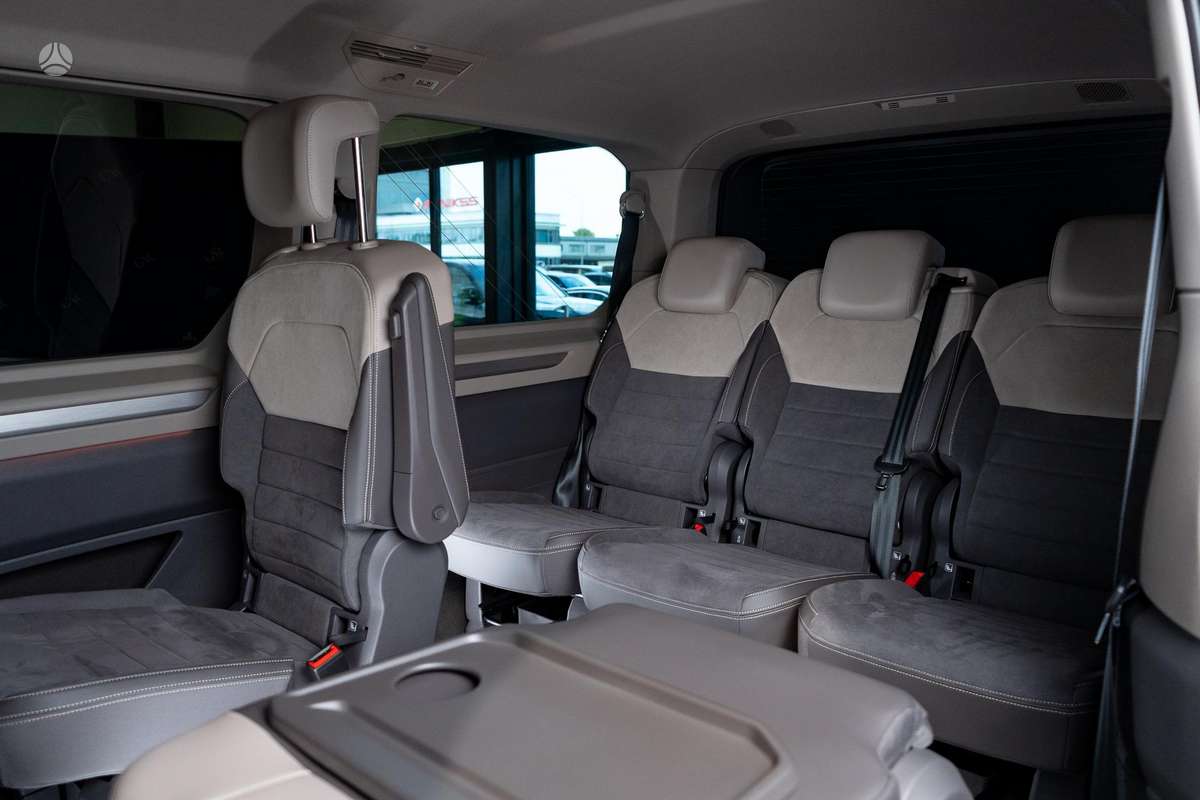 Volkswagen Multivan, 2.0 l., Минивэн