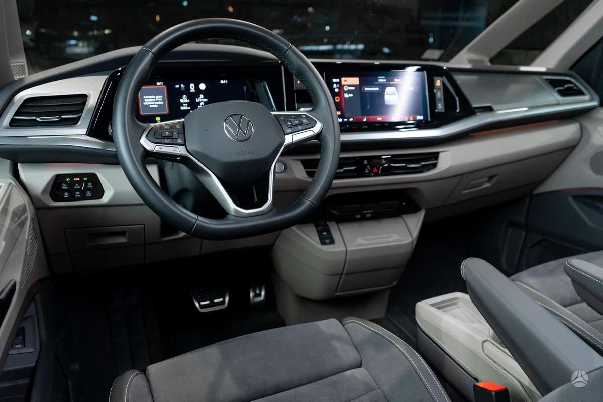 Volkswagen Multivan, 2.0 l., Минивэн