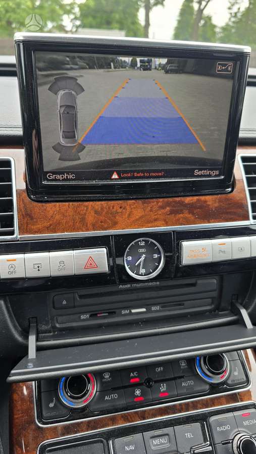 Audi A8, 3.0 l., Седан