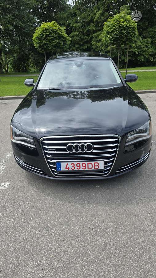 Audi A8, 3.0 l., Седан