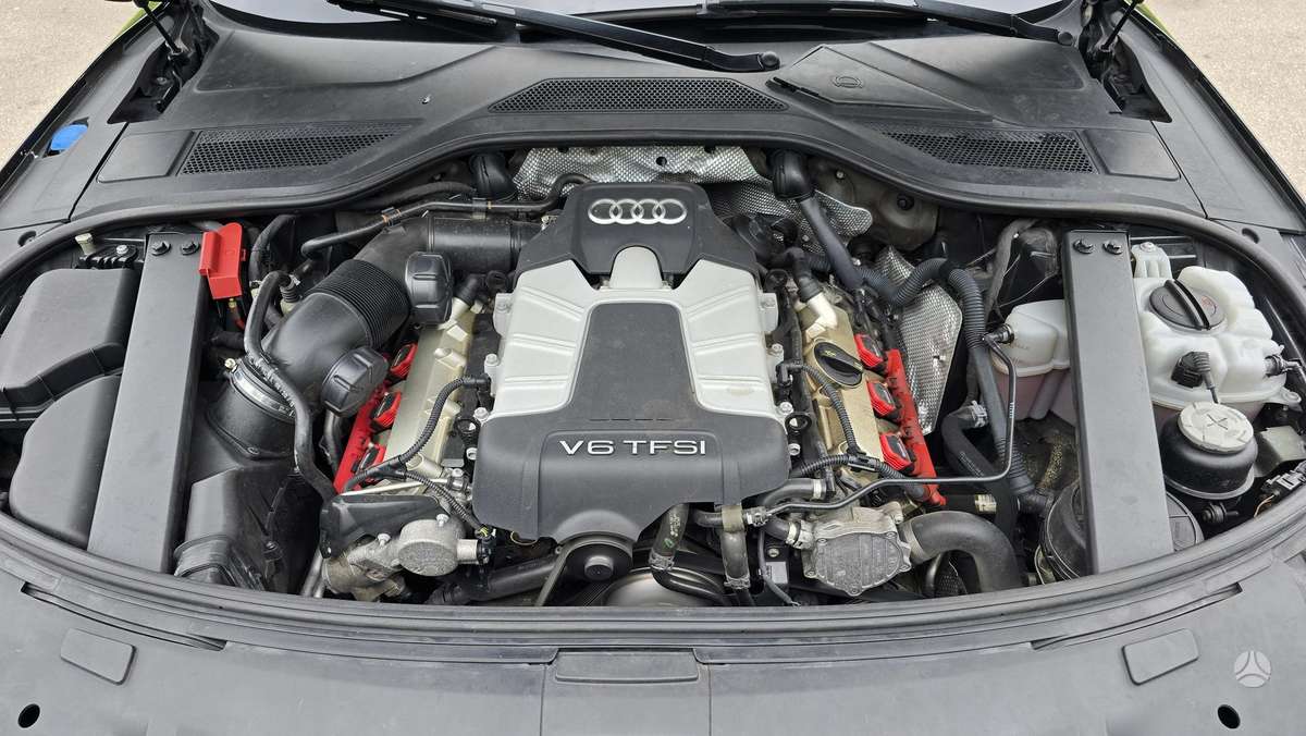 Audi A8, 3.0 l., Седан