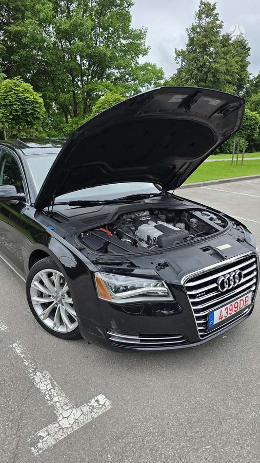 Audi A8, 3.0 l., Седан