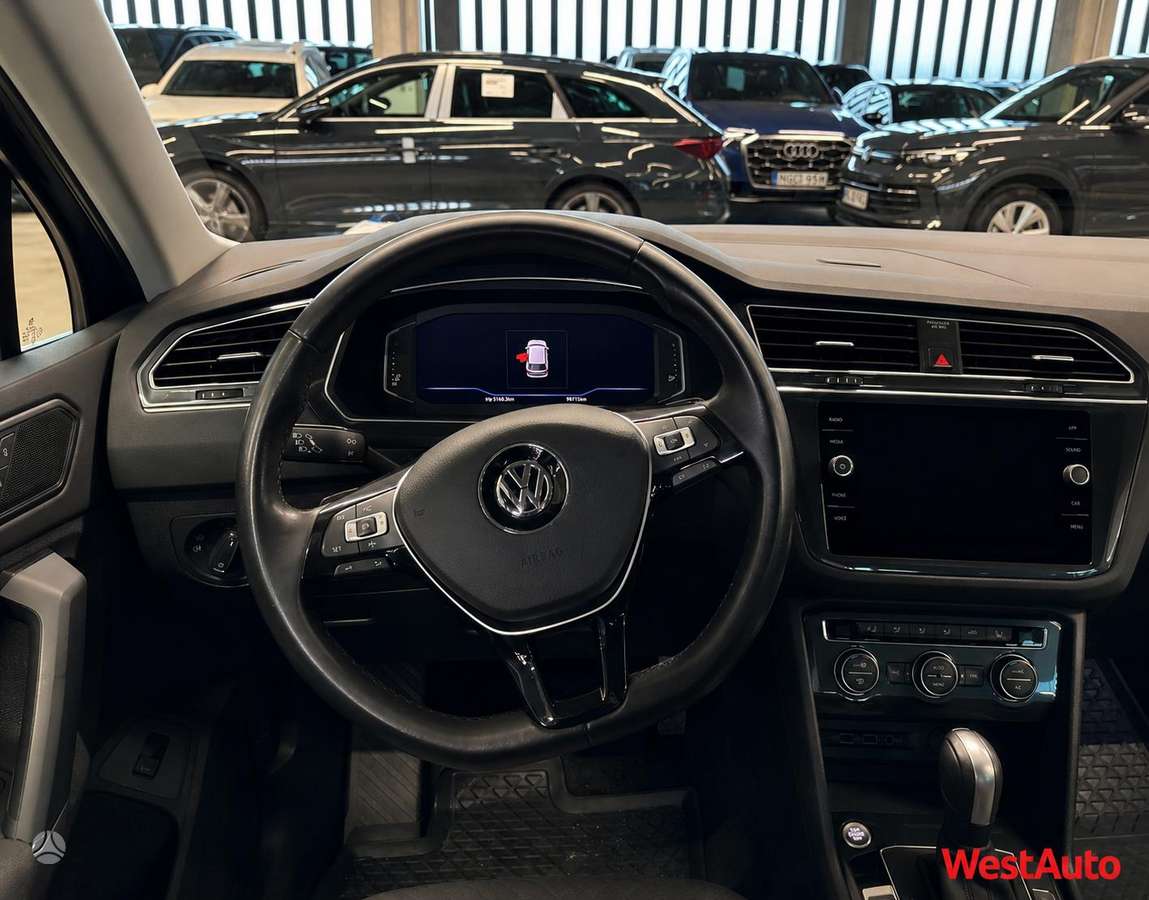 Volkswagen Tiguan - 3