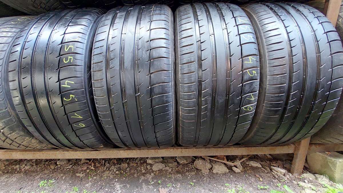 Michelin , Continental, Pirelli, summer 255/45 R19