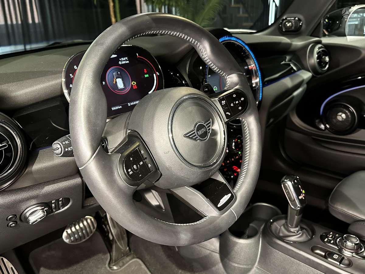 Mini Cooper JCW, 2.0 l., Хэтчбек