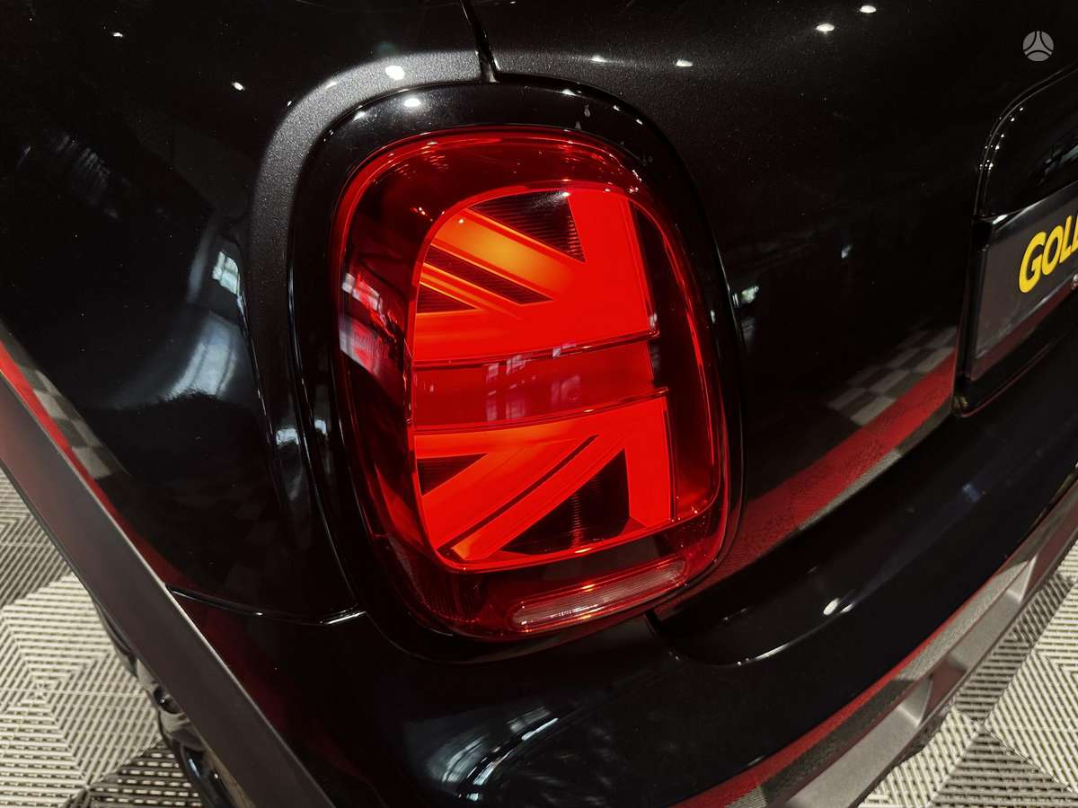 Mini Cooper JCW, 2.0 l., Хэтчбек