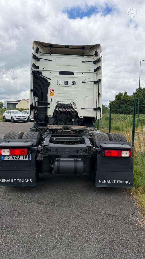 Renault T460 Retarda ADR, single sleeper