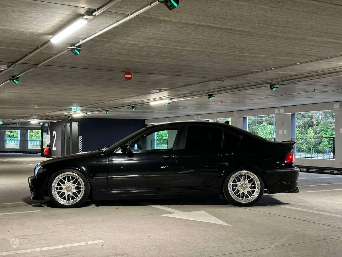 BMW 330, 3.0 l., Седан