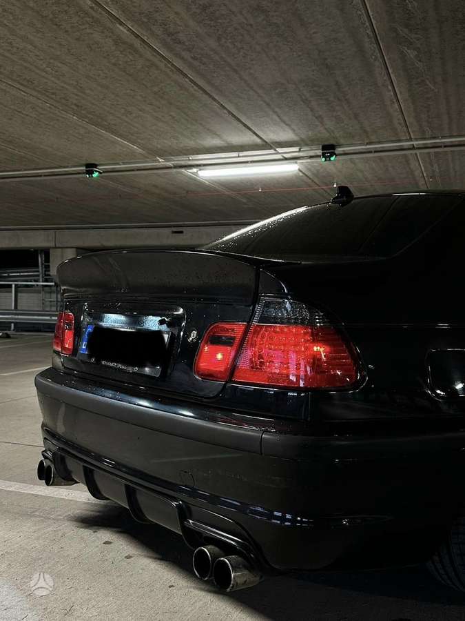 BMW 330, 3.0 l., Седан