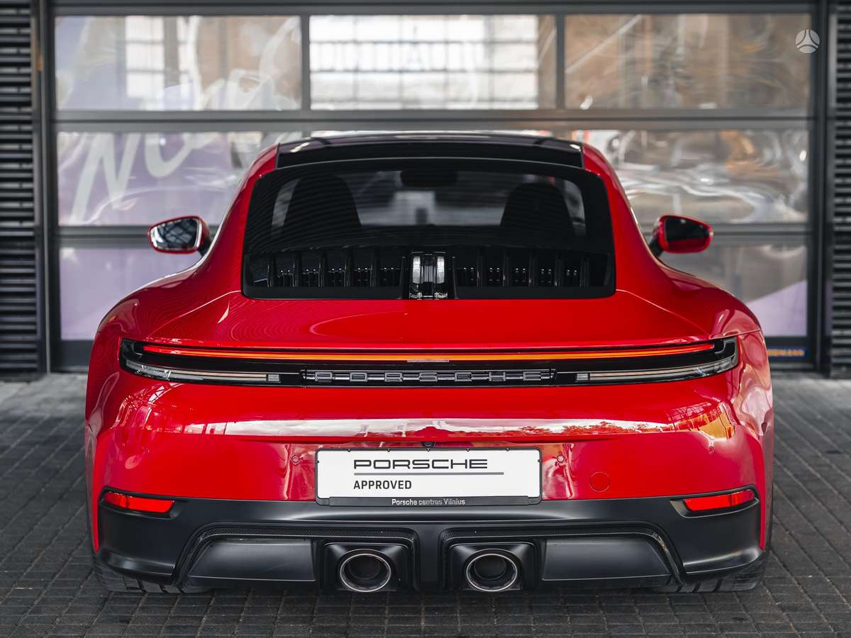 Porsche 911 - 4