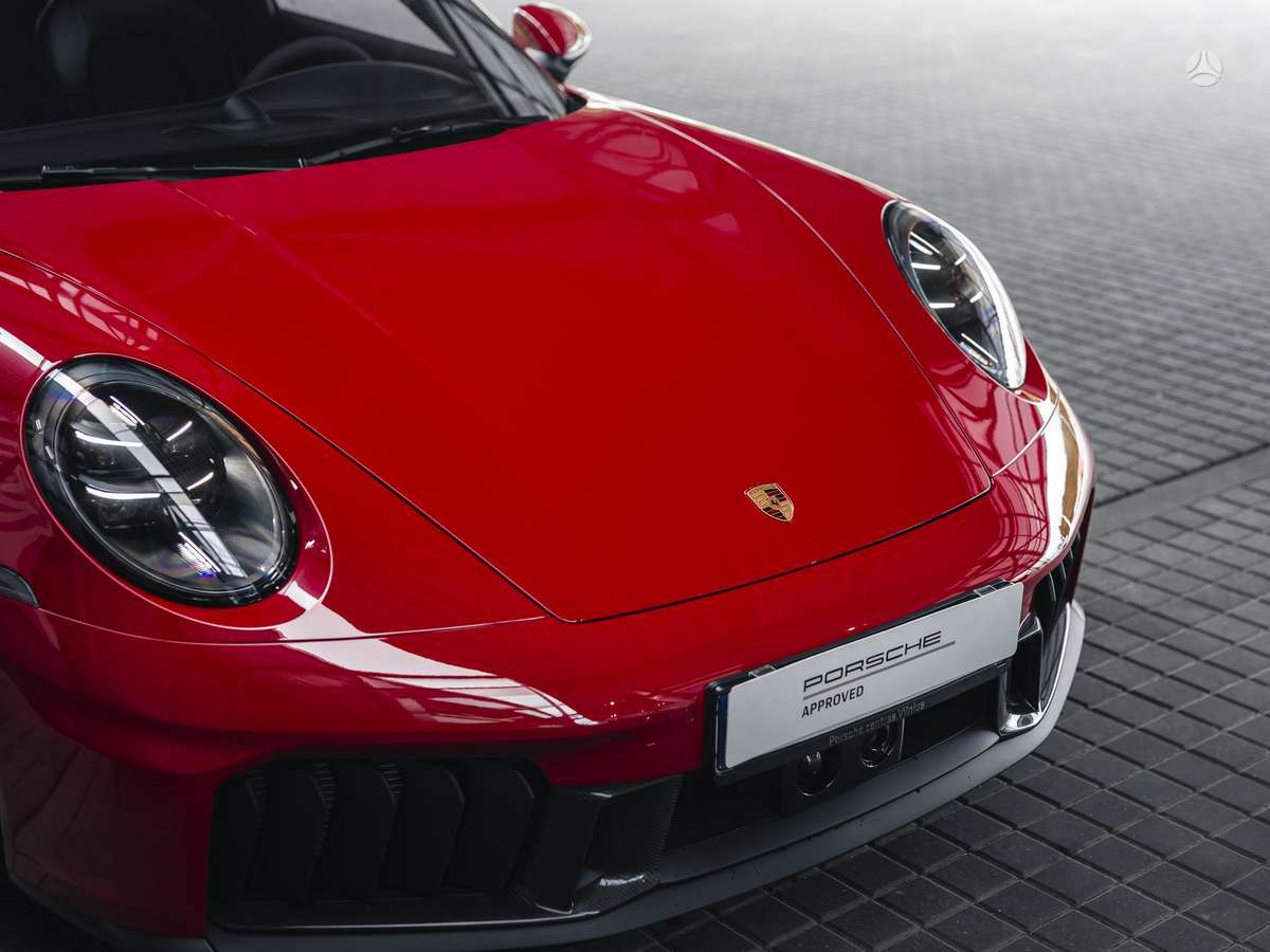 Porsche 911 - 9