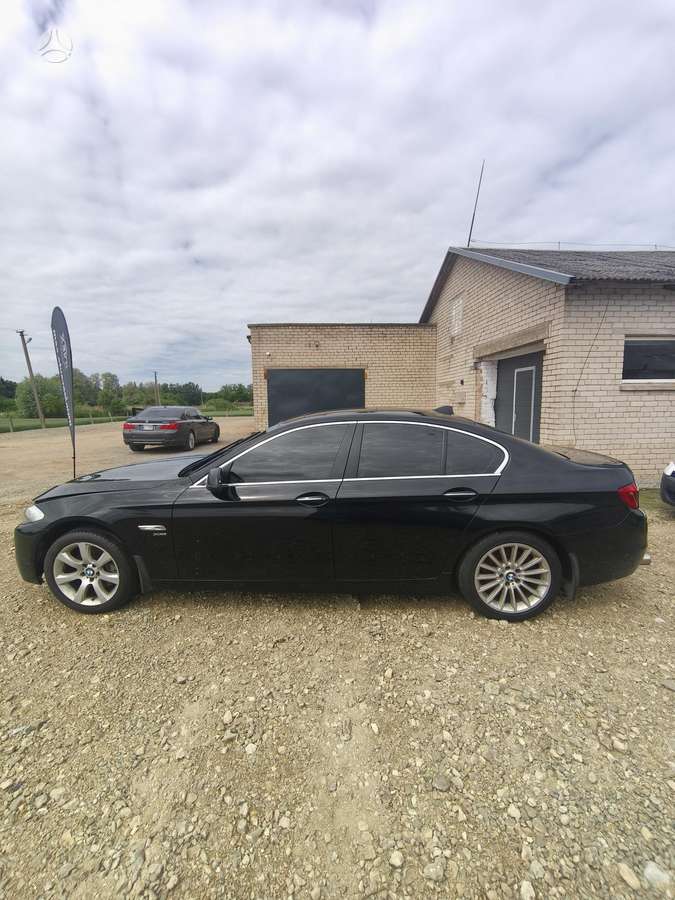 BMW 535, 3.0 l., Седан