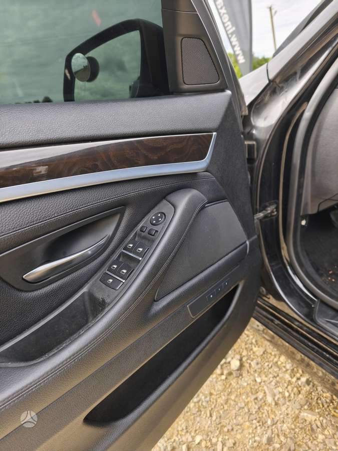 BMW 535, 3.0 l., Седан