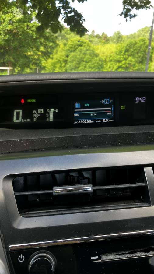 Toyota Prius+ - 9