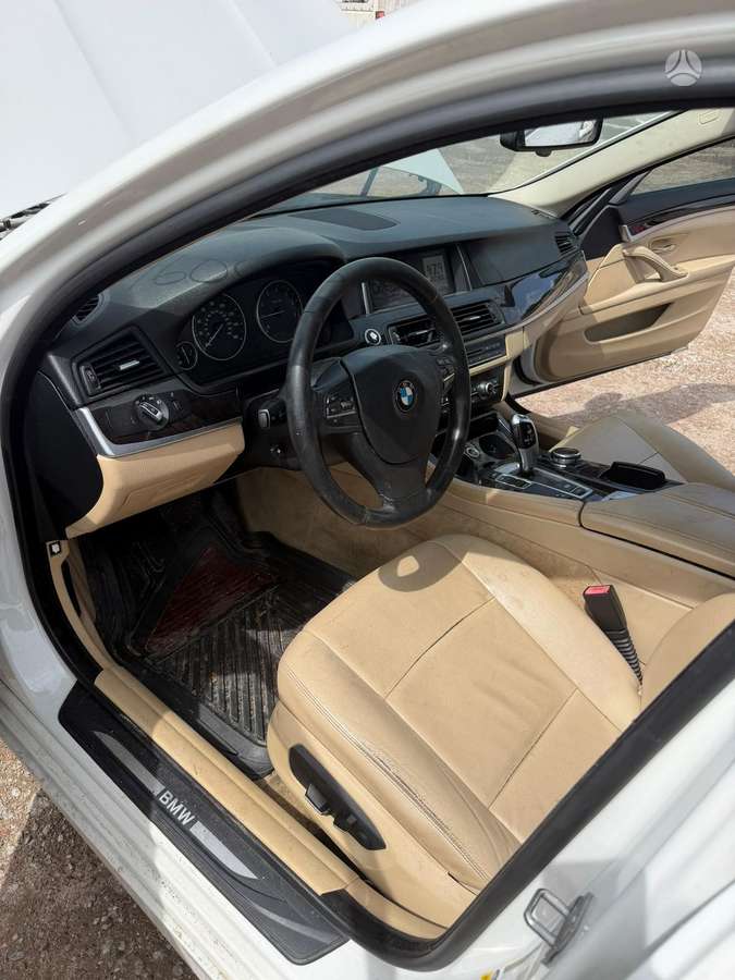 BMW 528, 2.0 l., Седан
