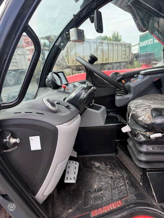 Manitou MLT741-140V+, самоходные погрузчики