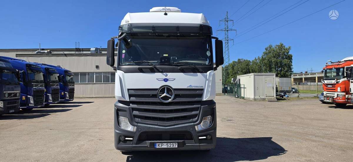 Mercedes-Benz Actros 1845, 5 - Units, double sleeper