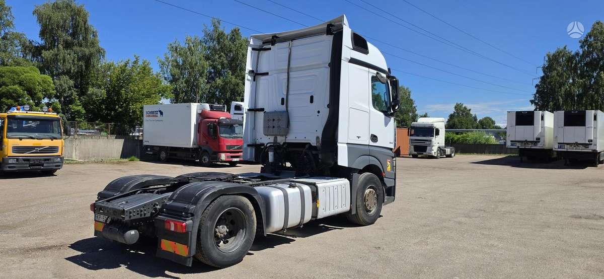 Mercedes-Benz Actros 1845, 5 - Units, double sleeper