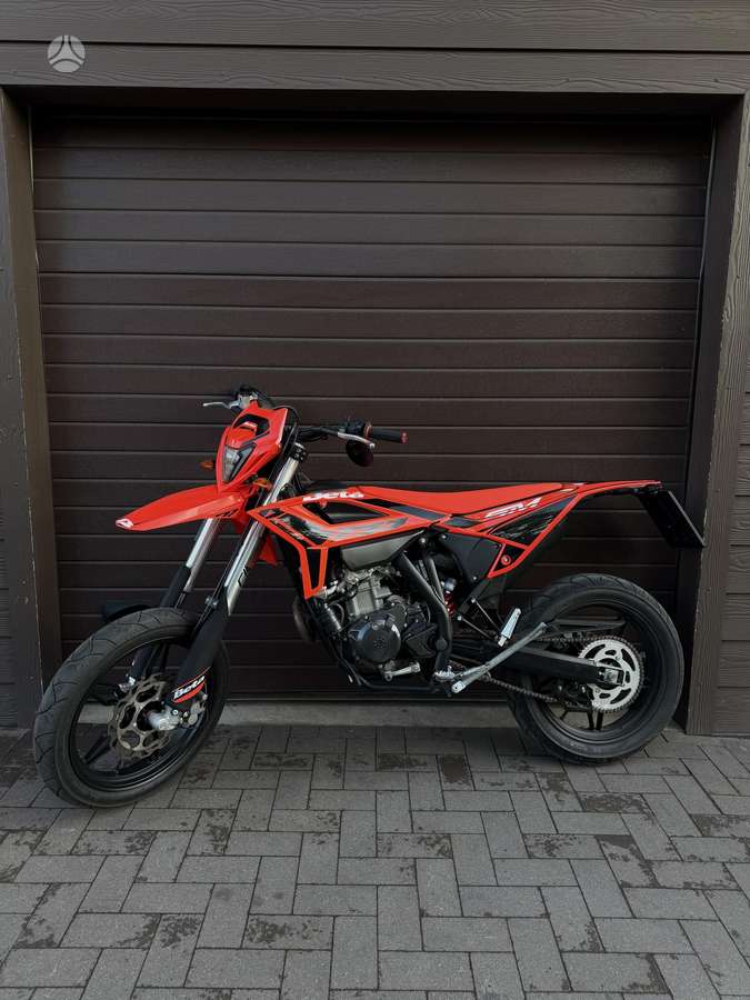 Beta RR 125cc, supermoto