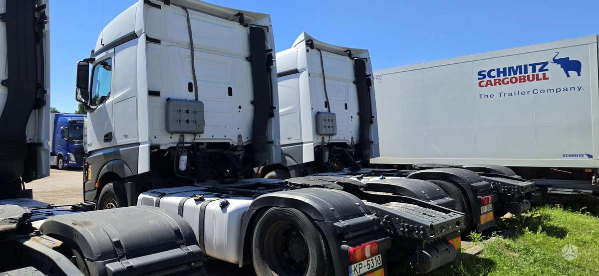 Mercedes-Benz Actros 1845, 5 - Units, double sleeper