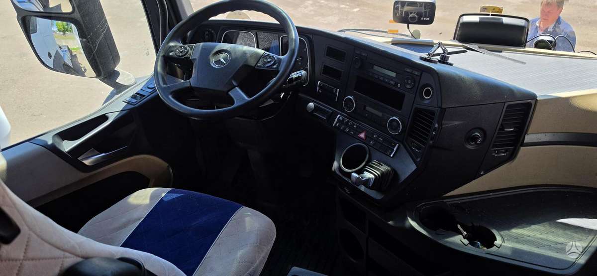 Mercedes-Benz Actros 1845, 5 - Units, double sleeper