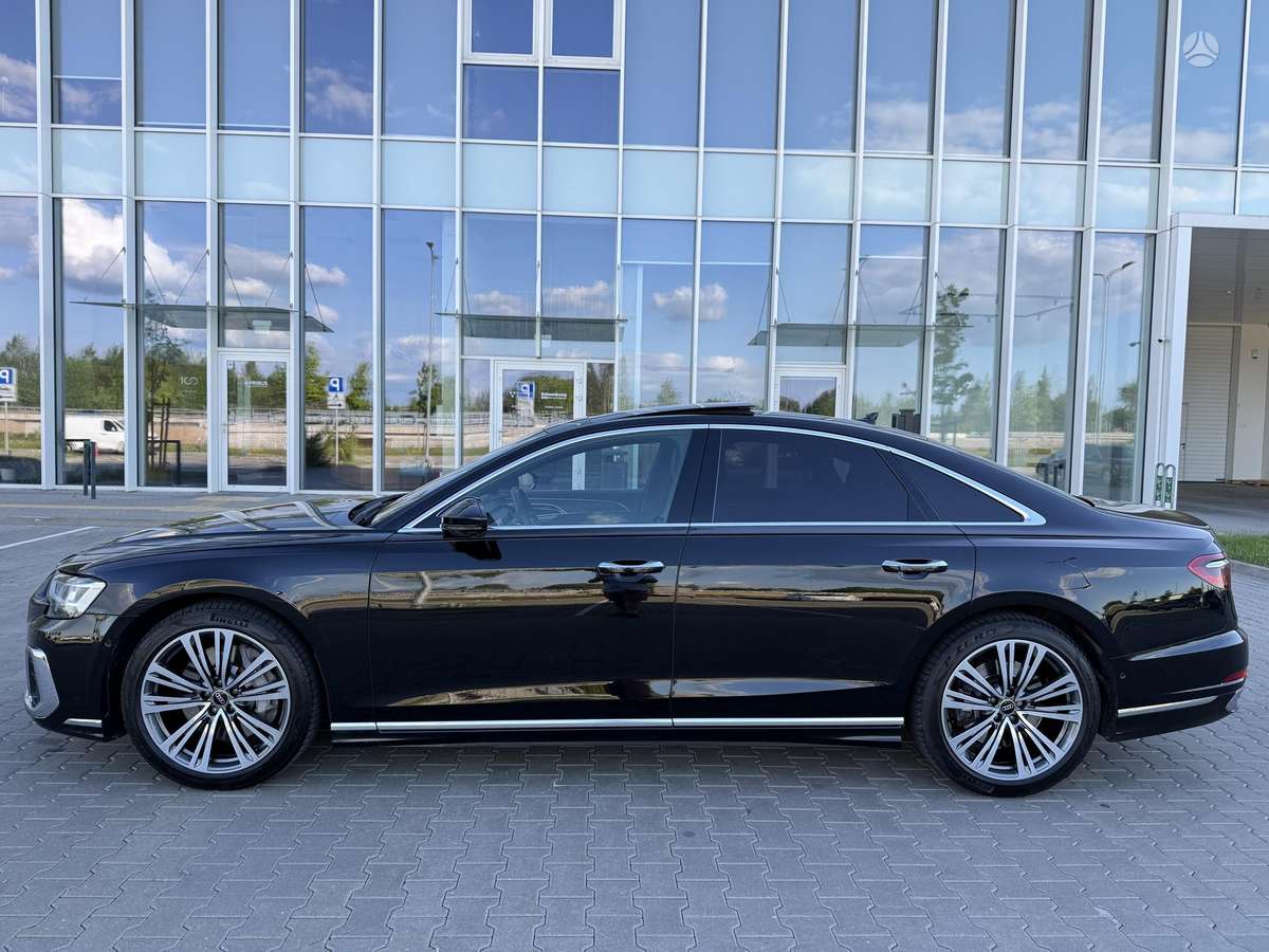Audi A8, 3.0 l., Седан