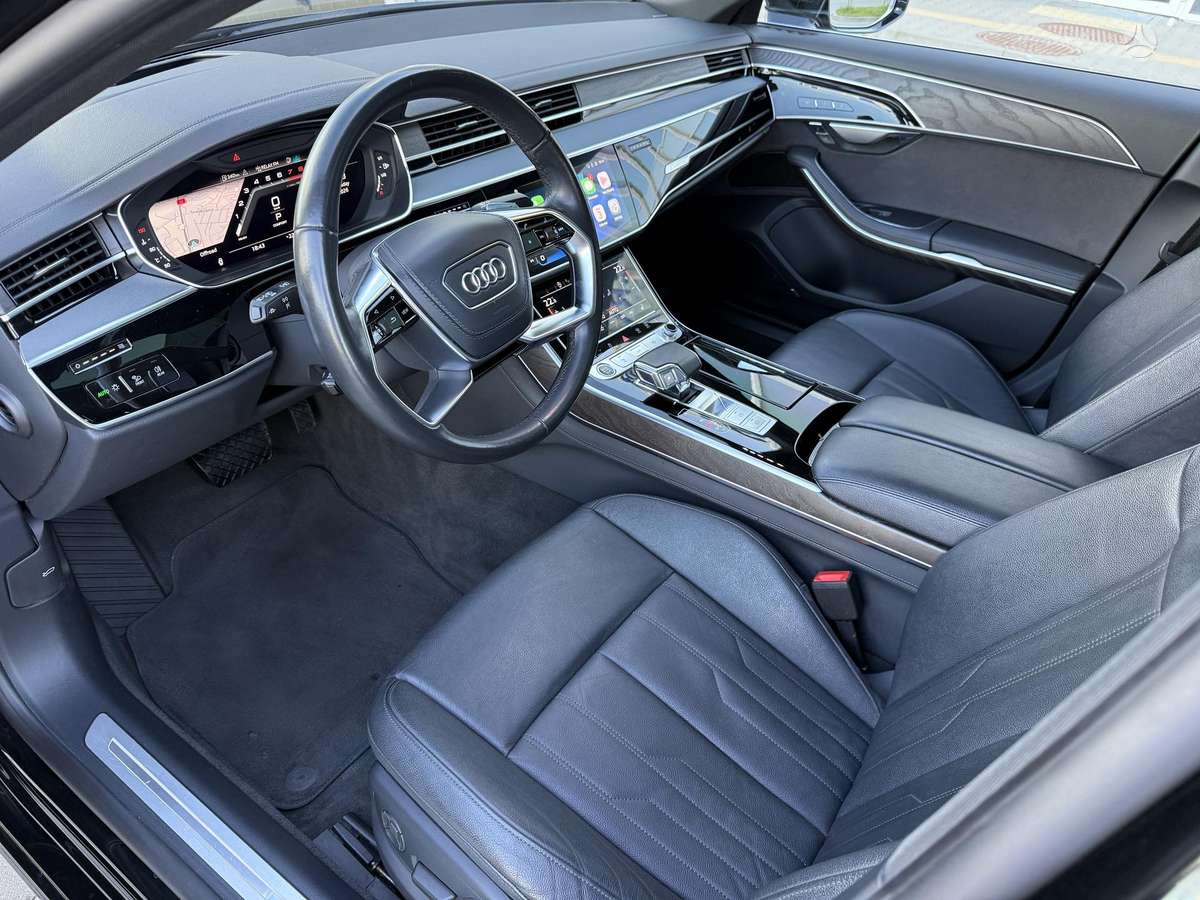 Audi A8, 3.0 l., Седан
