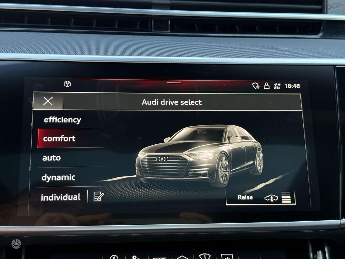 Audi A8, 3.0 l., Седан