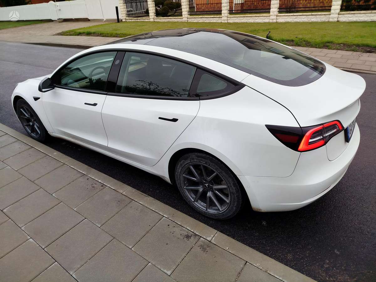 Tesla Model 3, 82 kWh, sedanas