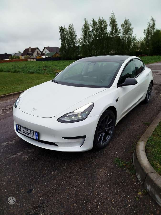 Tesla Model 3, 82 кВт·ч, Седан